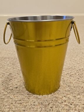 Metal Party Bucket in Metallic Gold